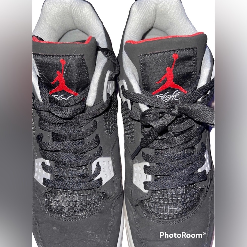 Jordan 4 Bred
